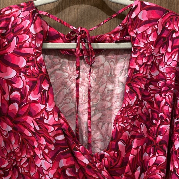 Kika Vargas x Target Pink Mum Floral Scallop Back Peplum Blouse Size 1X - Picture 10 of 14